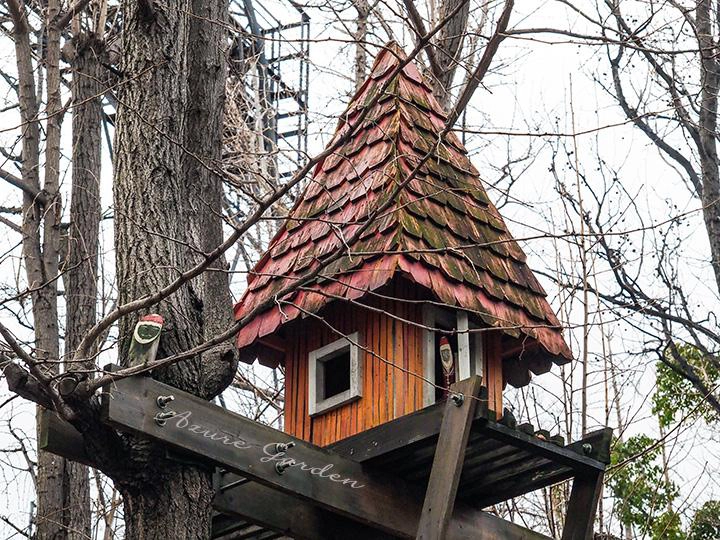 大阪市内の公園で見つけたバードハウス