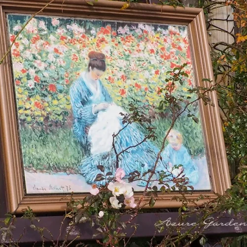 ローズガーデンに展示されたモネ《カミーユ・モネと子供》｜ガーデンミュージアム比叡